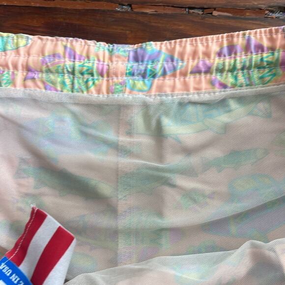 Chubbies fish print lined pull on elastic waist drawstring swim trunks sz L - Picture 5 of 7